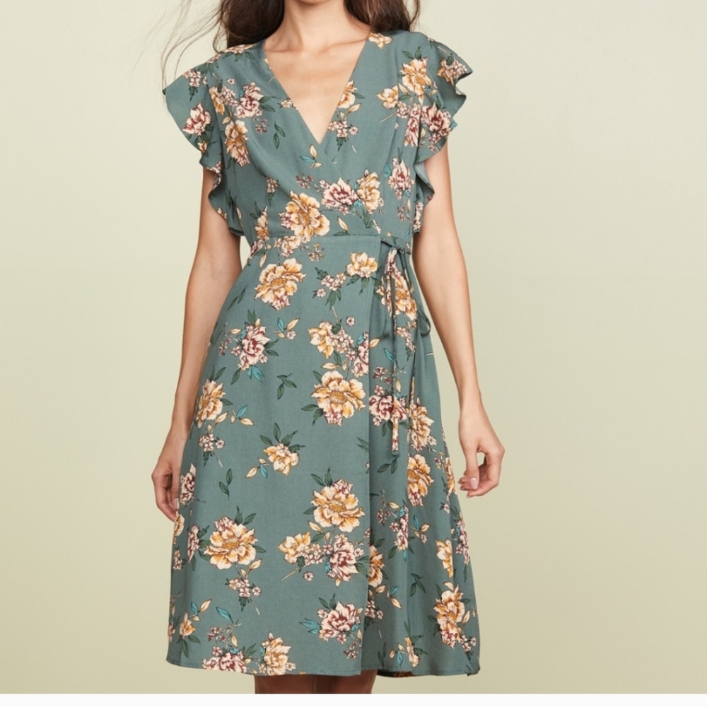 JOA Women's Size Large Green Floral Flutter-Sleeve V-Neck Dress New With Tags - Picture 1 of 6